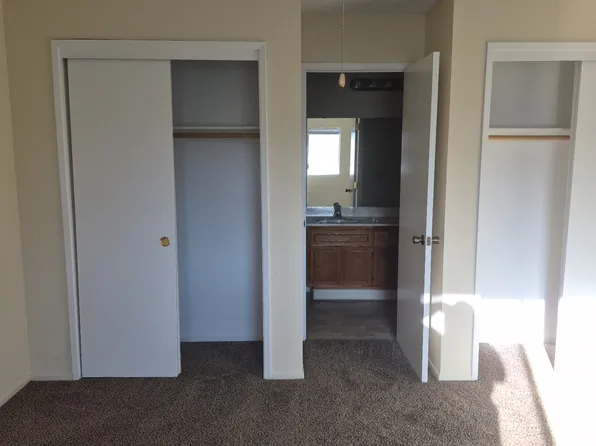 2346 N Bradley St, Visalia, CA 93292