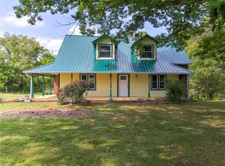 6115 Salem Chapel Rd, Walnut Cove, NC 27052