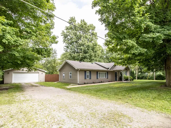 8288 Neff Rd, Mount Morris, MI 48458