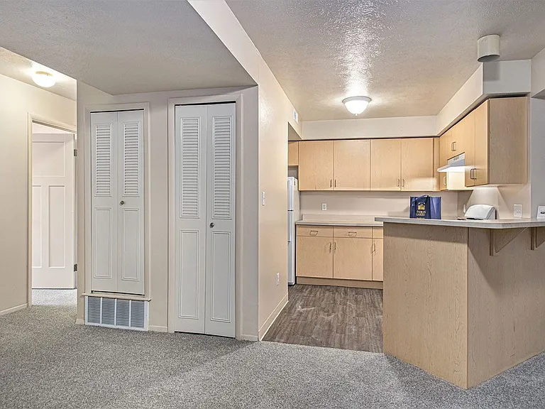 Indian Lakes Apartments — Photo 79