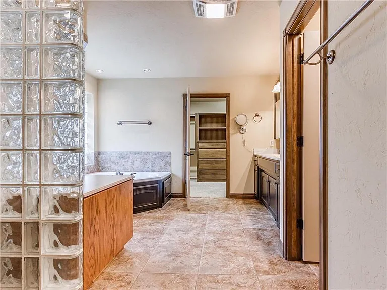 4908 Arbuckle Dr — Photo 26