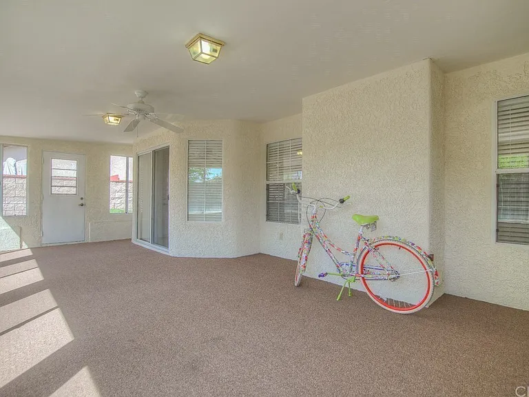 1319 Zirconia St — Photo 19