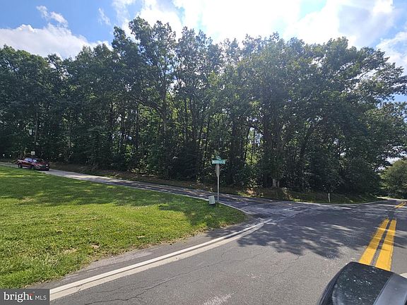 4th image of Nicodemus Rd