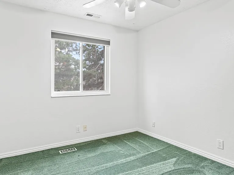 9763 S Sitzmark Dr — Photo 19