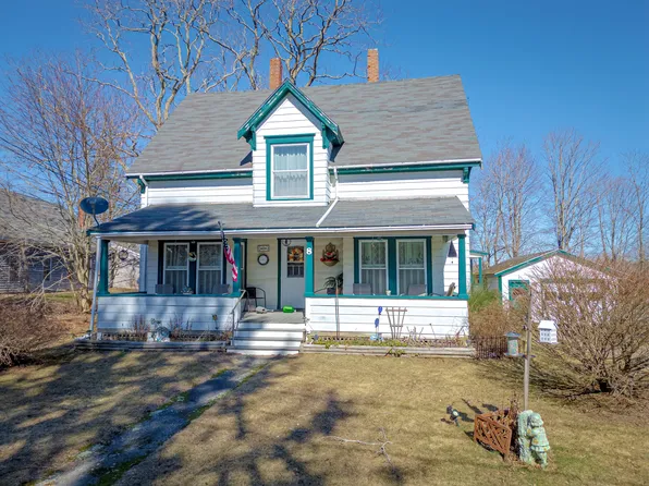 8 Shipyard Road, Friendship, ME 04547