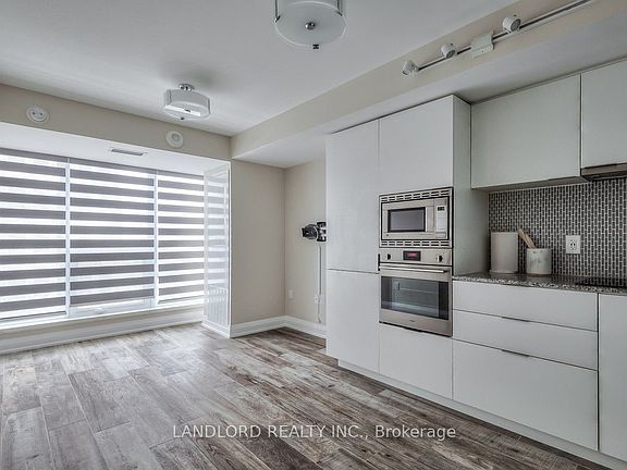 2nd image of 955 Bay St #1714