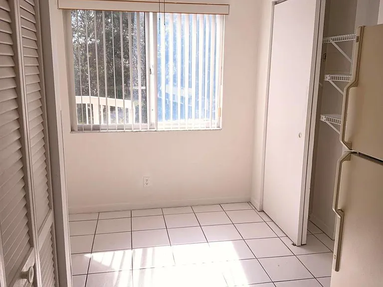 3146 Via Poinciana #301 — Photo 17