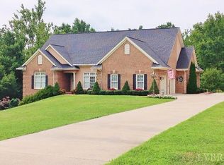 404 Ewers Ln, Madison Heights, VA 24572