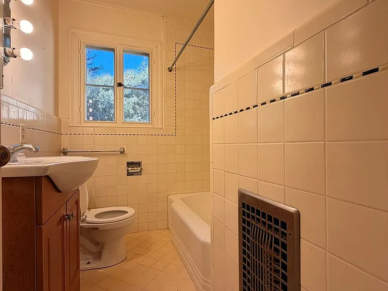 809 Browns Valley Rd — Photo 12