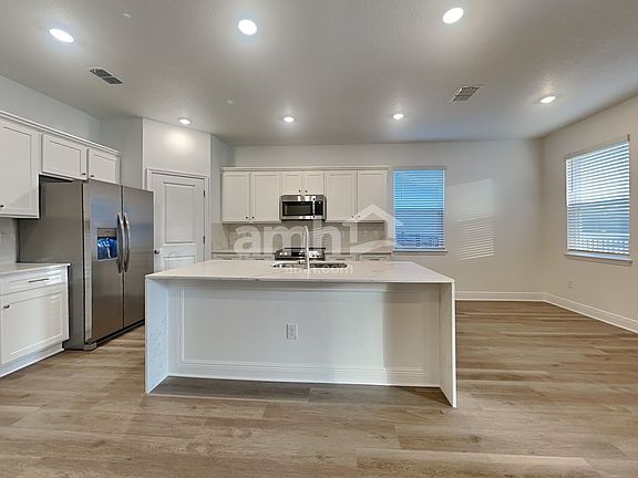 4th image of 6670 Atlantic Beach Ave