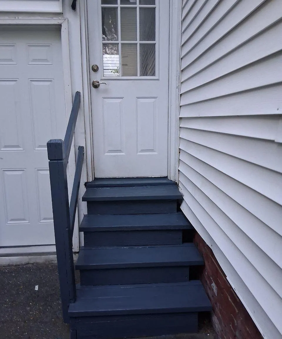 3 bed, 1150 sqft, $2,400 — Photo 4