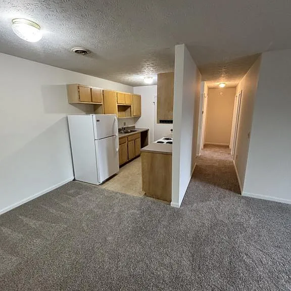 305 Farside Dr #1 — Photo 6