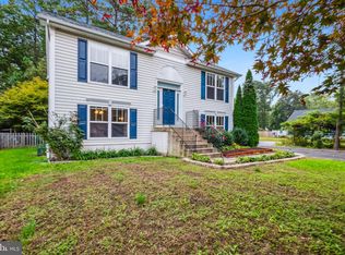 330 Wakefield Dr, Colonial Beach, VA 22443