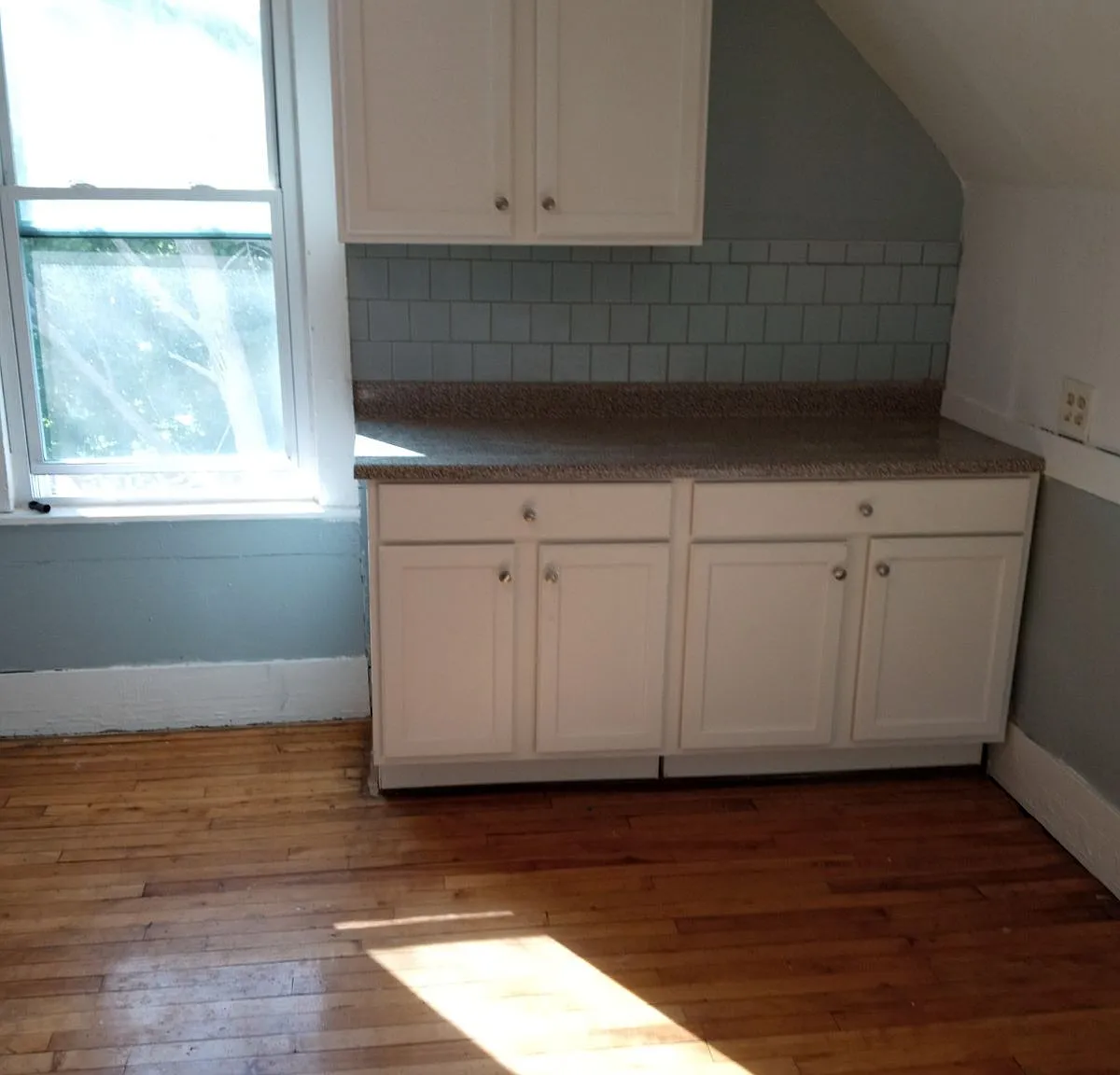 1 bed, 560 sqft, $995 — Photo 3