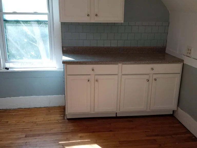 1827 Butternut St #3 — Photo 3