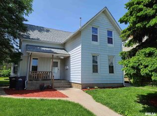 2916 Roosevelt St, Clinton, IA 52732