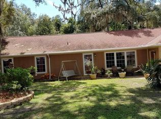 753 Lake Shore Ter, Interlachen, FL 32148