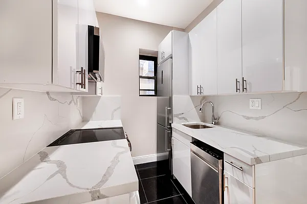 Rented by Douglas Elliman | media 8