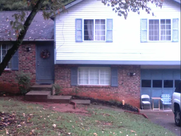 6722 Graves Mill Dr, Norcross, GA 30093