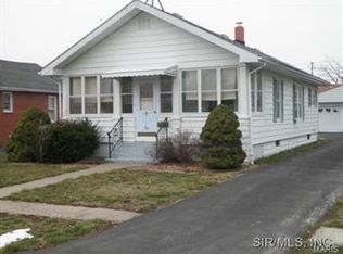 710 N Adams St, Gillespie, IL 62033