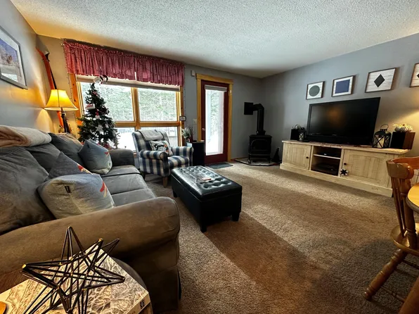 2562 Beaver Brook Lane #2562, Carrabassett Valley, ME 04947