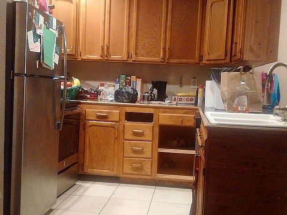 3rd image of 10726D Stone Ave N
