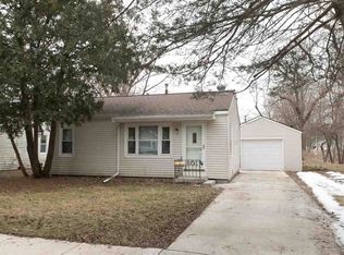 801 3rd Ave, Iowa City, IA 52245