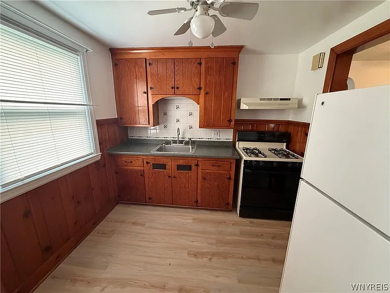 806 Cleveland Dr #UPPER — Photo 7