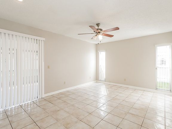 4th image of 1641 Palm Leaf Dr