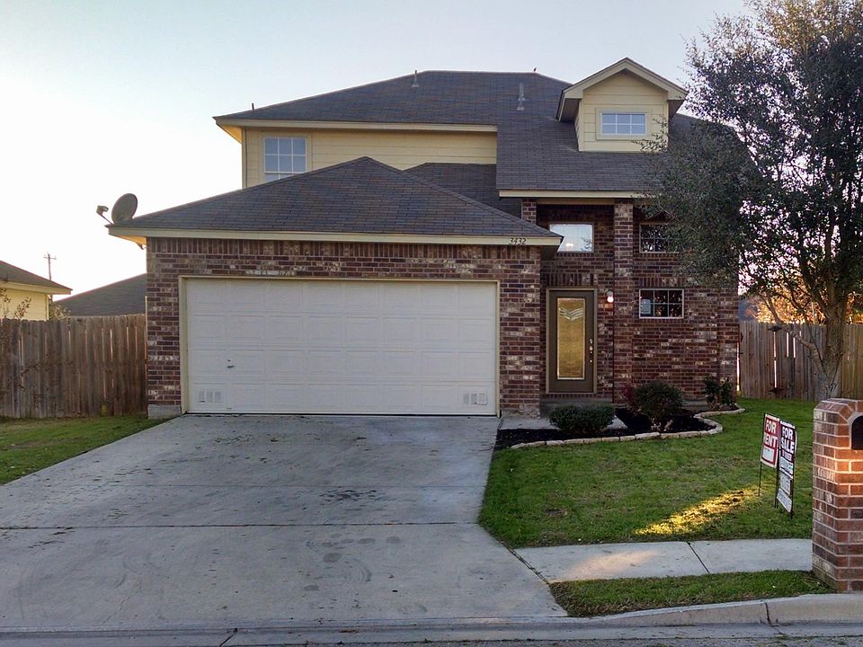 2 Car Garage! Garage Opener!