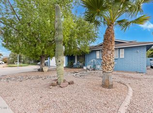 2349 W Del Campo Cir, Mesa, AZ 85202
