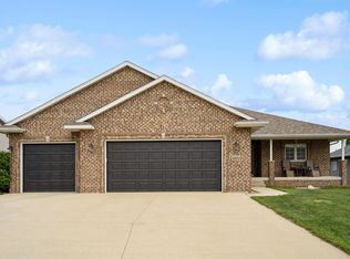 4833 Winghaven Dr, Waterloo, IA 50701