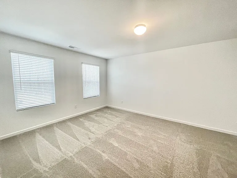 121 Gaelic Dr — Photo 12