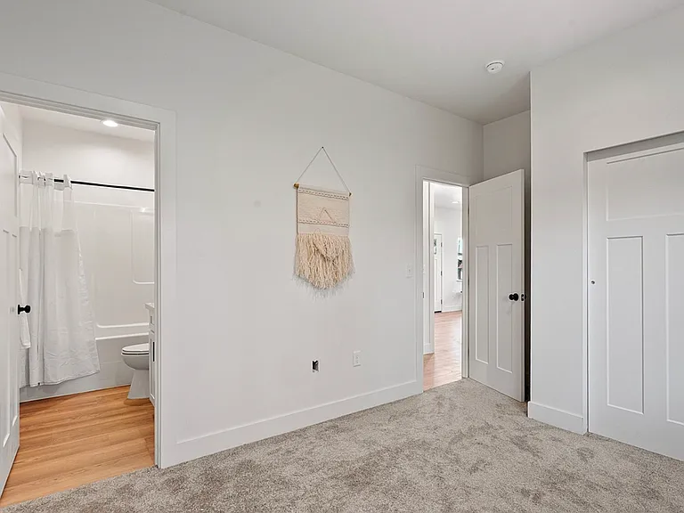 4924 Diamond Blvd #2 — Photo 15