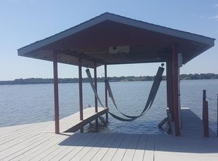 106 Ricky Dr, Palestine, TX 75803