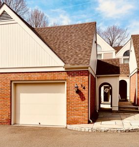 14 Sedgwick Village Lane #14, Darien, CT, 06820
