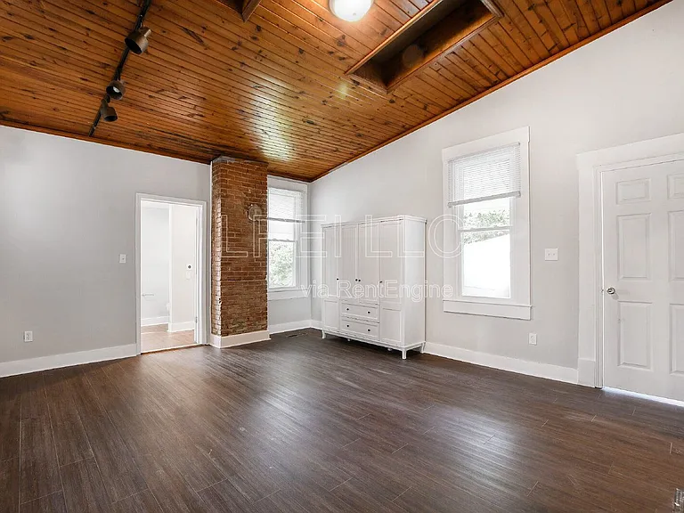 1661 Story Ave #1 — Photo 10