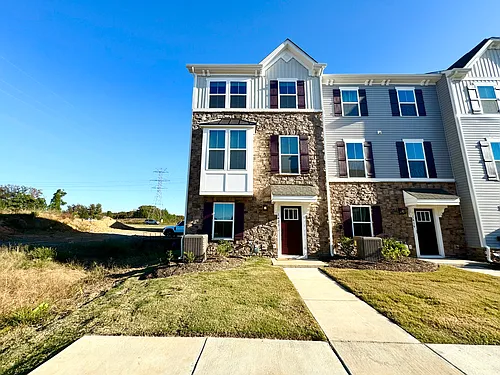 1423 Newell Towns Ln Photo 1