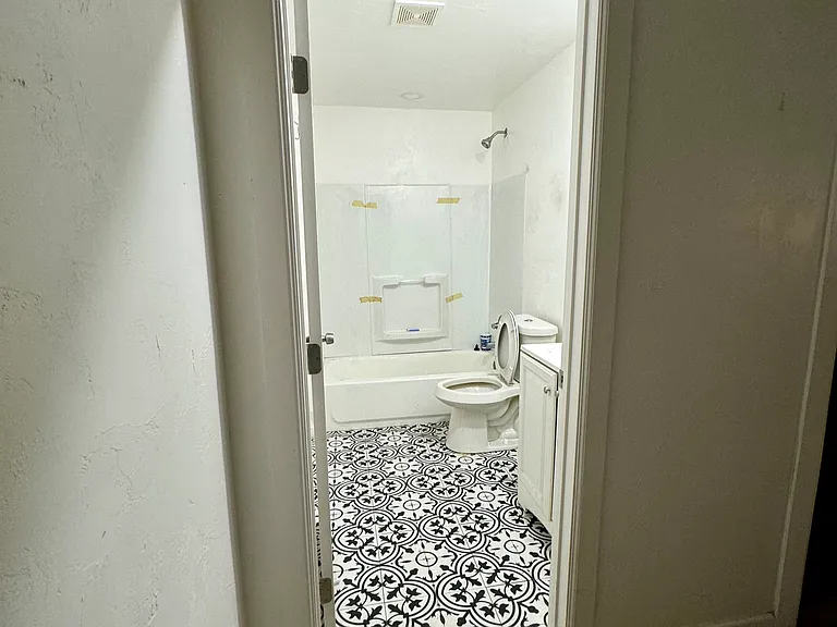 1010 N Kentucky Ave #1/2 — Photo 10