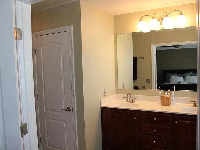 3rd Floor Master Bath