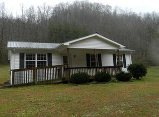 790 Moores Br, Booneville, KY 41314
