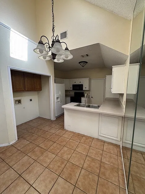 2905 Eagles Nest Drive - 1 — Photo 2
