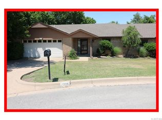2906 Edgewood Ave, Bartlesville, OK 74006