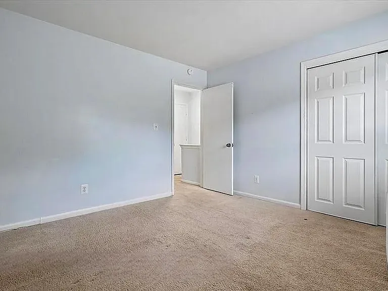 8145 Kingsway Ct #MAIN — Photo 14