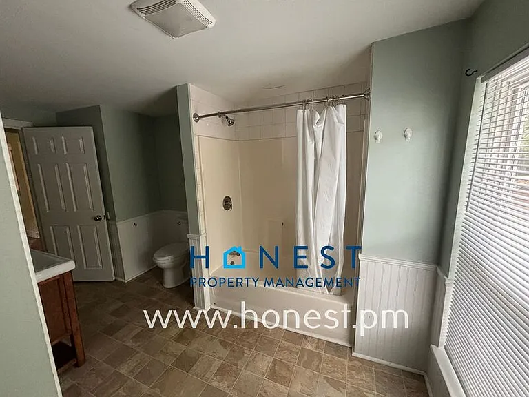 60 Cumberland St #2 — Photo 20