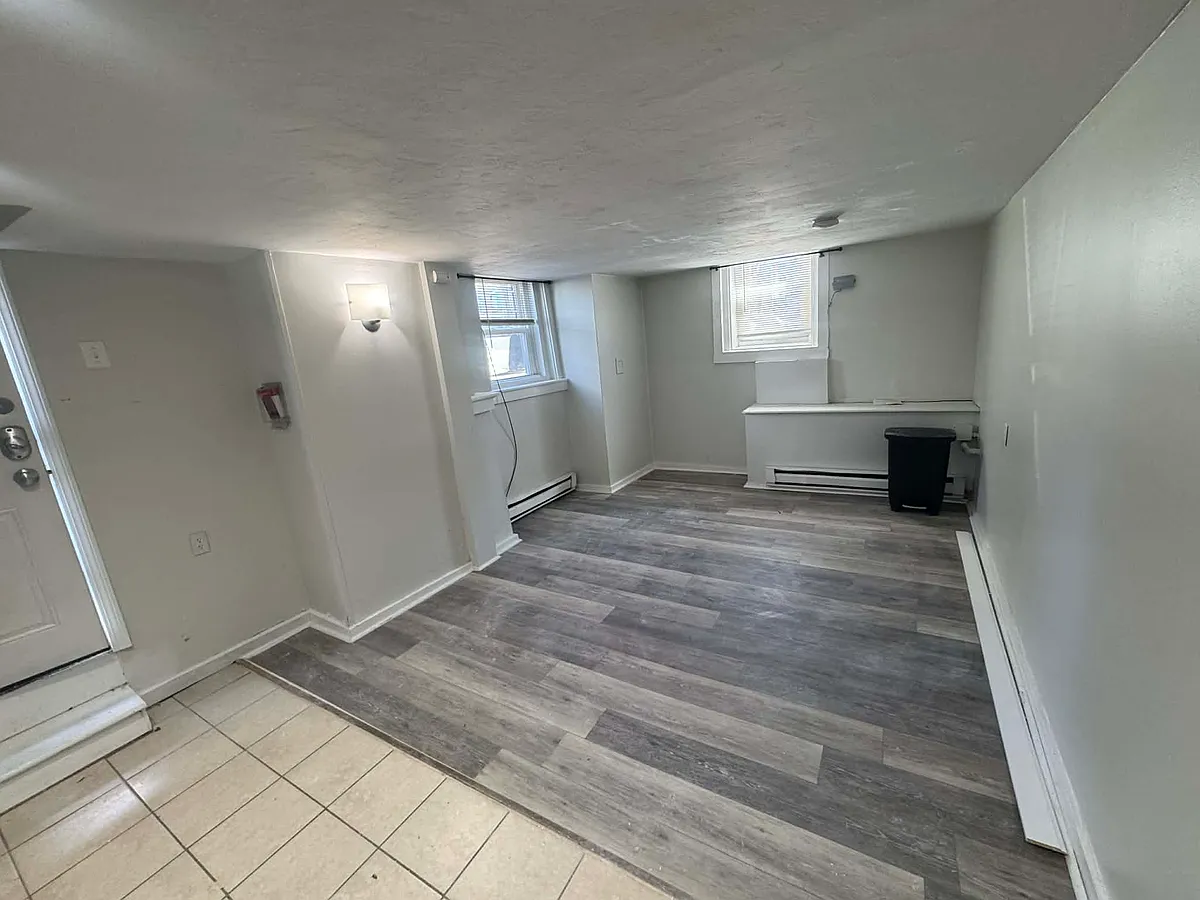 Building Photo - 19 G St #1