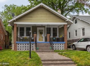 2808 26th St NE, Washington, DC 20018