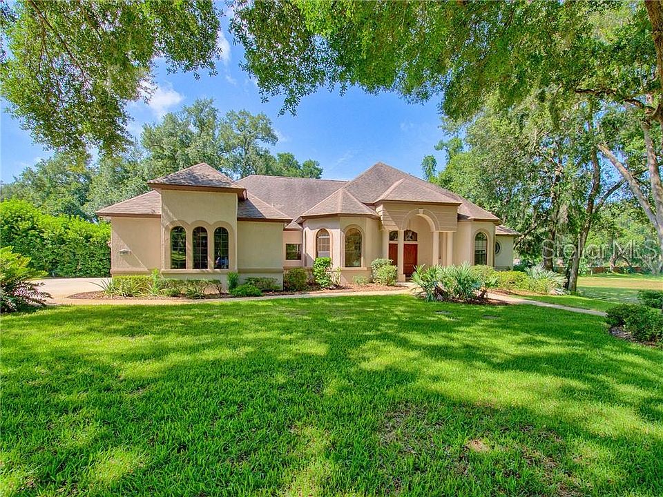 1st image of 3910 Oak Pointe Dr