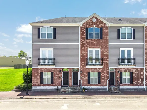 620 Cathedral Sq, Beaumont, TX 77701