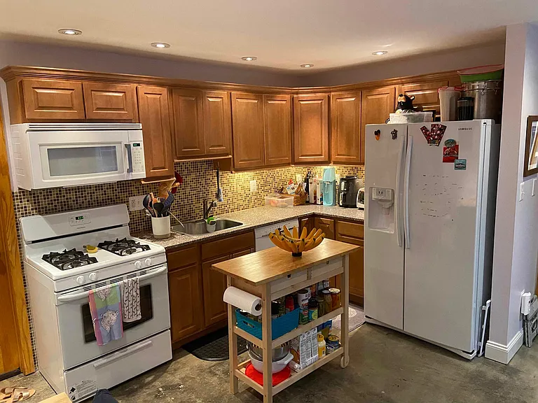 1933 Park Rd NW #1B — Photo 6